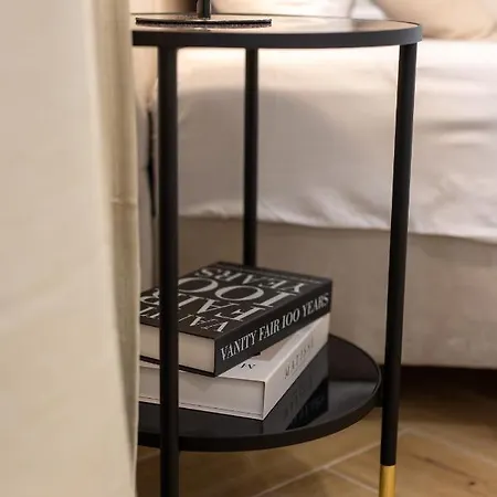 Palace Luxury 公寓 *